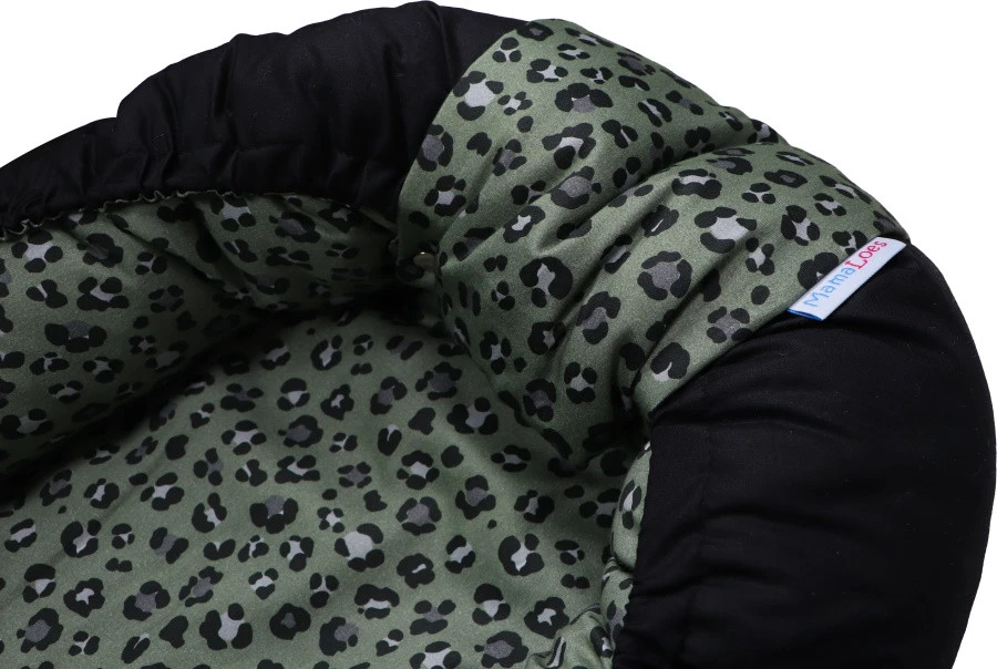 MamaLoes Panther Army Green Omkeerbaar Babynest ML3038 4 MamaLoes Panther Army Green Omkeerbaar Babynest ML3038 - Afbeelding 2