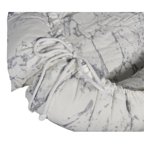 MamaLoes Marmer Wit Babynest 5 MamaLoes Marmer Wit Babynest - Afbeelding 3