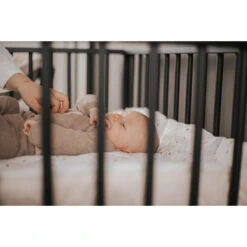 MamaLoes Panter Groen 80 X 100 Cm Omkeerbaar Boxkleed ML020227 -Goedkope Babywinkel mamaloes stippen 80 x 100 cm omkeerbaar boxkleed ml020232 12